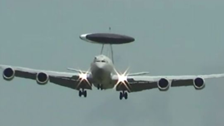 INCIDENT. Un avion de spionaj american, urmarit de o aeronava ruseasca, a intrat in spatiul aerian suedez Imagine