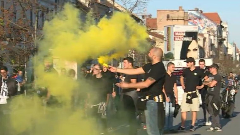 Incidente inainte de meciul „U” Cluj si CFR Cluj. Trei suporteri ai Universitatii au fost amendati Imagine