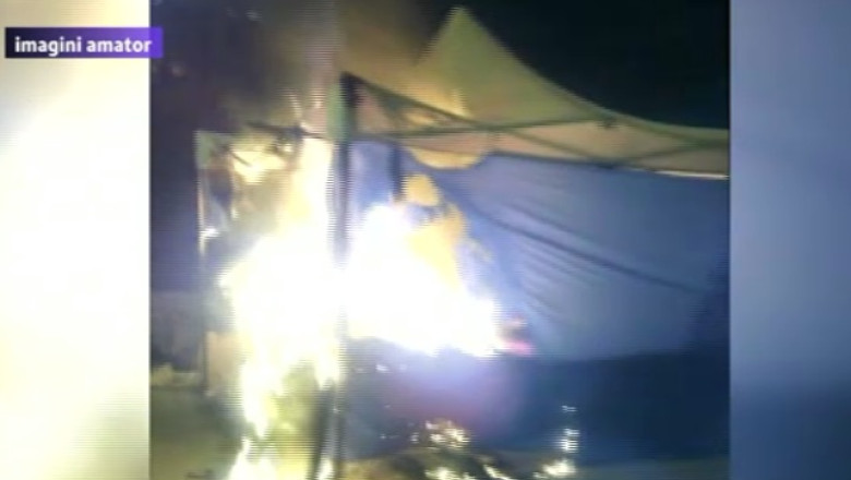 Incidente la pelerinajul de la Iasi. Doua tonete au luat foc, doua femei incercau sa fure icoane Imagine