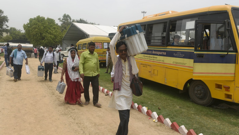 India se topeste: Cel putin 15 oameni au murit din cauza caniculei in doar 24 de ore Imagine