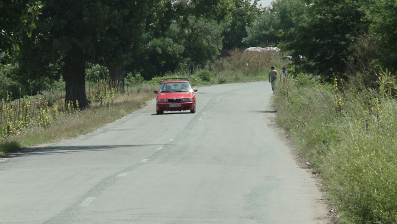 Indicatoarele rutiere, tinta hotilor  Imagine