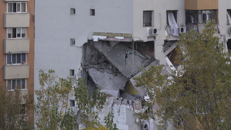 Inginer structurist, despre blocul din Rahova: Ar fi avut nevoie de „operatiuni de consolidare chiar si fara explozie” Imagine