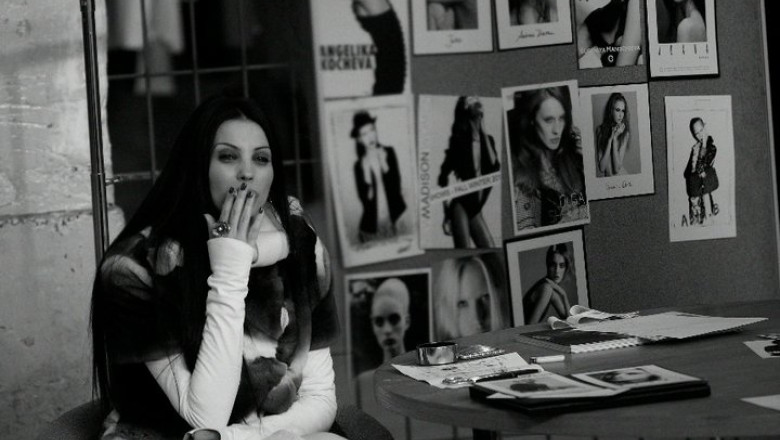 Ingrid Vlasov si Marian Nedelcu, evacuati din vila de la Romexpo Imagine