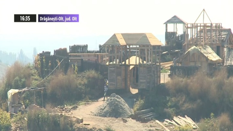 Initiativa laudabila a unui muzeograf. A construit o cetate dacica de la zero Imagine