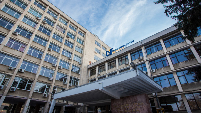 Initiativa. Profesorii universitari ar putea preda si dupa 65 de ani Imagine