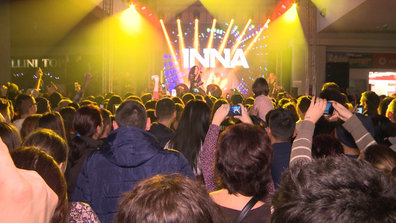 Inna, pentru prima data in Oradea. Cantareata a concertat in fata a peste 1000 de fani Imagine