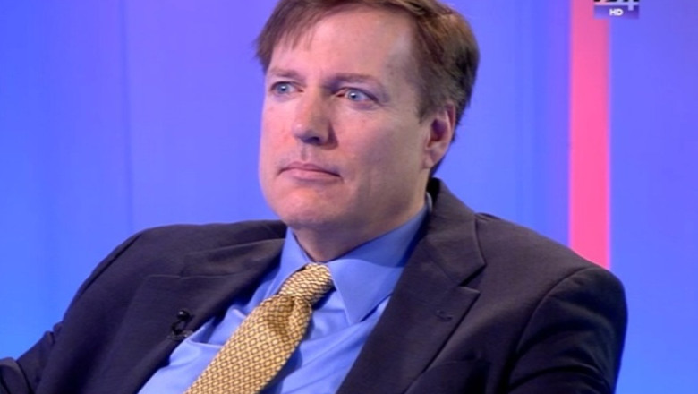 Insarcinatul cu Afaceri al Ambasadei SUA: Romanii ar trebui sa decida cu privire la ridicarea imunitatii parlamentarilor Imagine