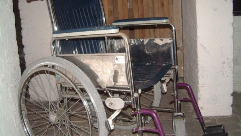 Insotitorii persoanelor cu handicap, in preaviz. Peste 140 de asistenti sociali din Medgidia intra din noiembrie in somaj Imagine