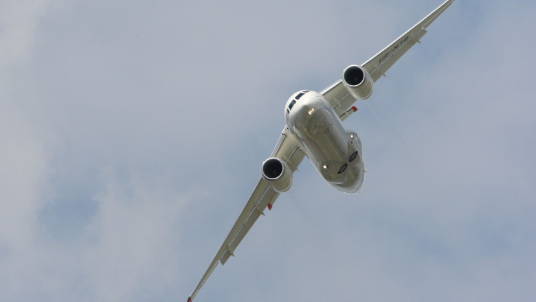 Inspectori militari romani si americani vor efectua zboruri deasupra Rusiei Imagine