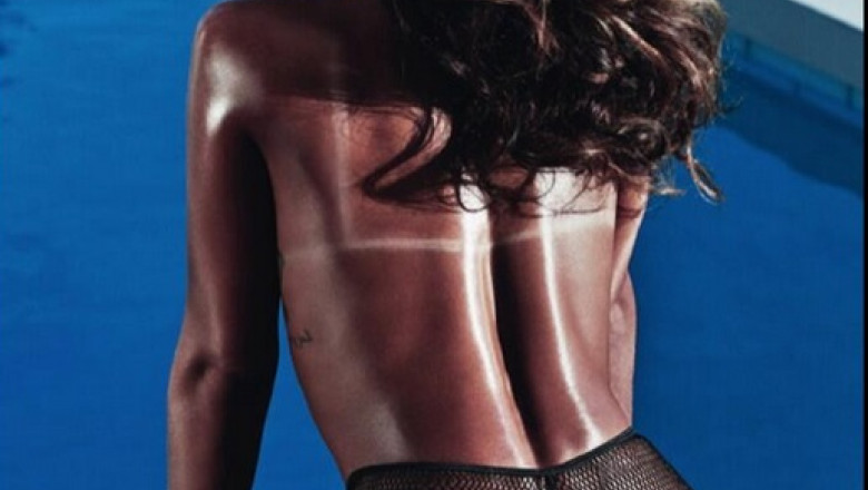 Instagram a suspendat contul cantaretei Rihanna, din cauza unor fotografii nud Imagine