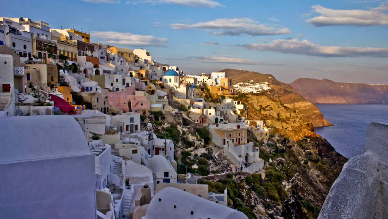 Insula Santorini a ramas fara curent electric Imagine