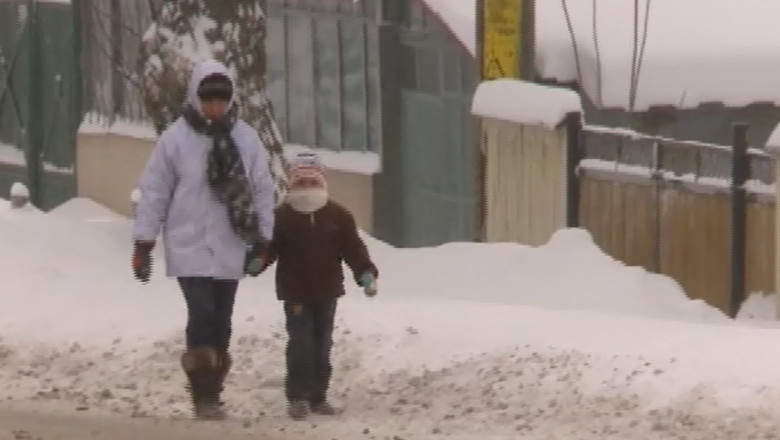 Intemperiile dau peste cap programul elevilor in ultimele zile inainte de vacanta Imagine