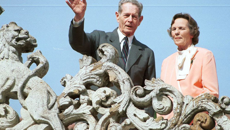 INTERACTIV. Ce reprezinta pentru voi Familia Regala? Imagine