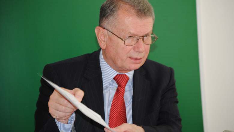 INTERCEPTARI DNA. Seful CJ Ialomita dicta echipei de control de la minister ce sa scrie in raportul despre spitalul judetean Imagine