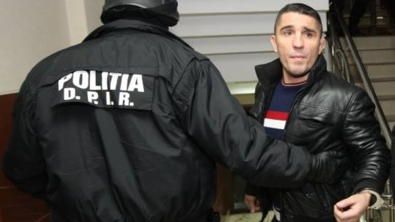 Interlopul iesean Costel Corduneanu si un avocat, retinuti pentru trafic de arme Imagine