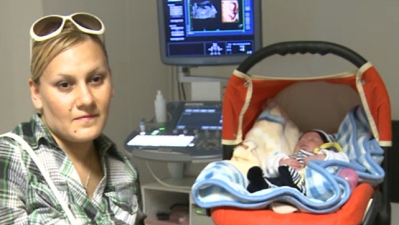 Interventie intrauterina in premiera. Medicii au salvat un fat ai carui plamani nu se dezvoltau Imagine