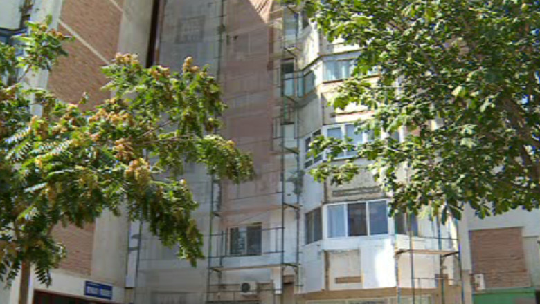 Interzis in Uniunea Europeana, polistirenul este inca folosit in tara noastra, la anveloparea locuintelor Imagine