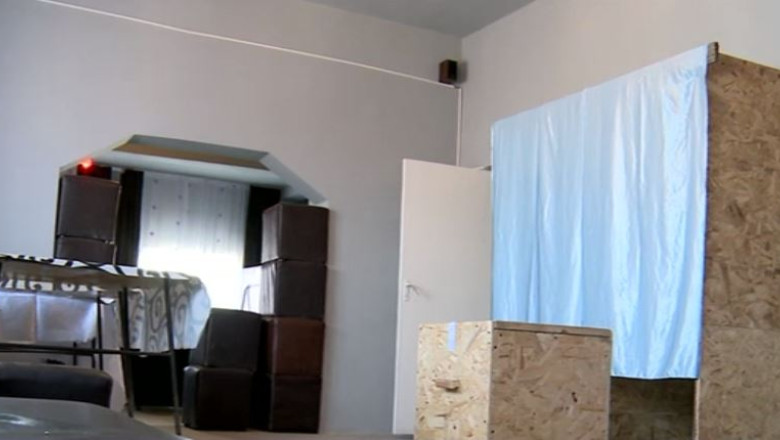 Intr-o comuna din Suceava sectiile de vot au fost organizate la carciuma si in sala de parastas din cimitir Imagine