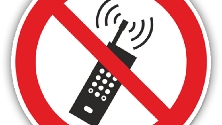 Intr-un orasel din Statele Unite este interzisa folosirea telefoanelor mobile Imagine