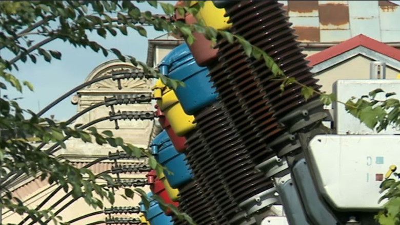 Intreruperi de curent, facturi eronate si electrocasnice arse. 650 de de clienti ai Enel Muntenia au depus reclamatii Imagine