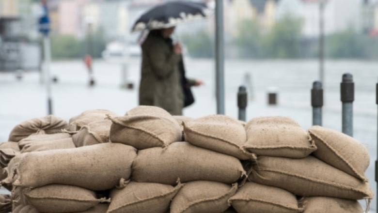 Inundatii de proportii in sudul Germaniei. Un om a murit inecat, zone vaste de culturi sunt compromise Imagine