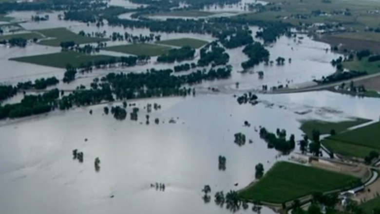 Inundatii devastatoare in Colorado. Patru oameni au murit, un orasel cu 1.800 de locuitori a fost evacuat Imagine