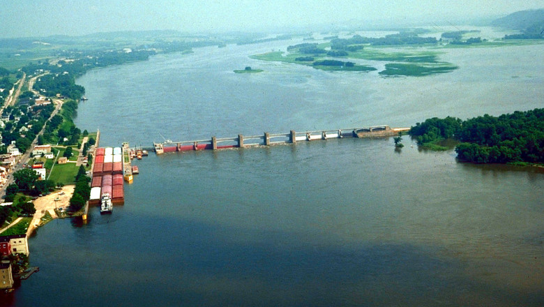 Inundatii in sudul Statelor Unite. Mississippi a iesit din matca, iar multe drumuri au fost inchise Imagine