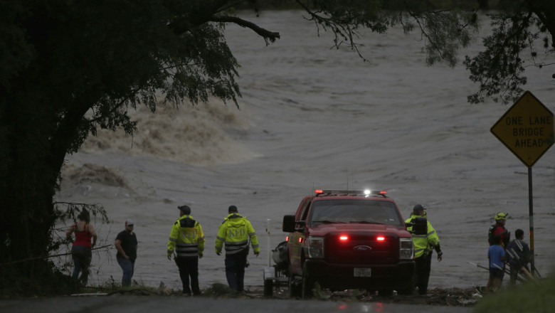 Inundatii in Texas: cel putin 24 de morti. Zeci de fete dintr-o tabara de copii sunt date disparute Imagine