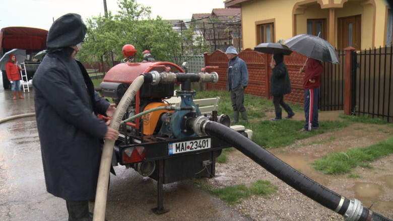 Inundatii si alunecari de teren in Gorj Imagine