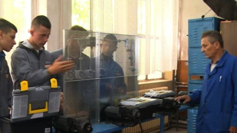 Invatamantul profesional este din nou la mare cautare Imagine