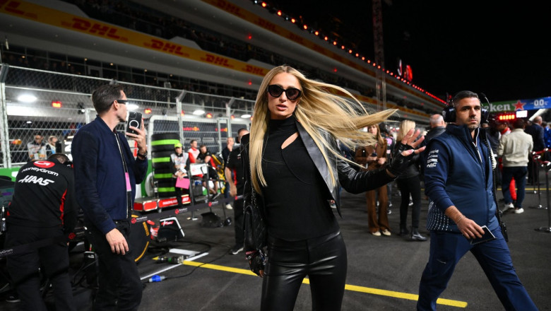Invazie de vedete la prima cursa de Formula 1 din Las Vegas dupa 40 de ani: David Beckham, Paris Hilton, Brad Pitt, printre spectatori Imagine