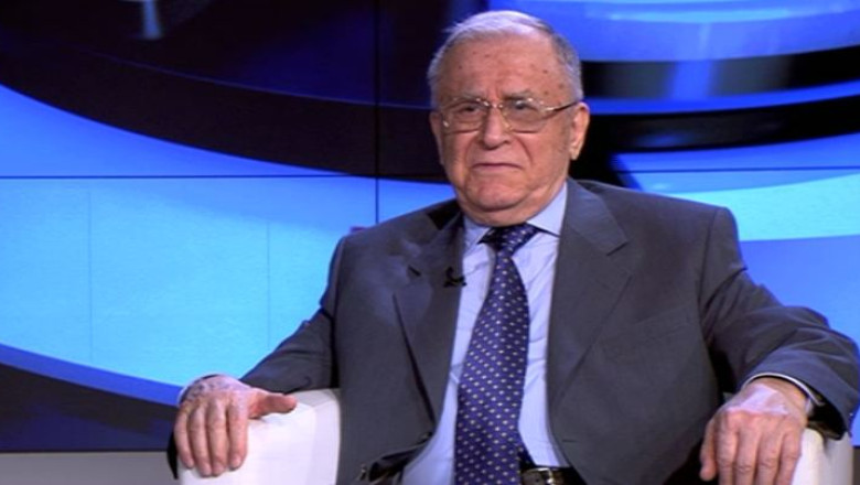 Ion Iliescu, despre Crin Antonescu: "O lichea, un om lipsit de substanta, era un chiulangiu. Cariera sa politica s-a incheiat" Imagine