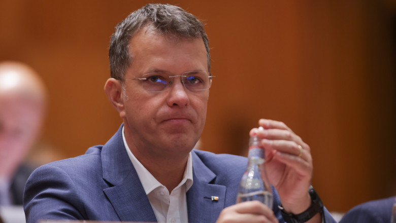 Ionut Mosteanu: Armata Romana si aliatii care fac politie aeriana pot dobori drone care intra in spatiul nostru aerian Imagine