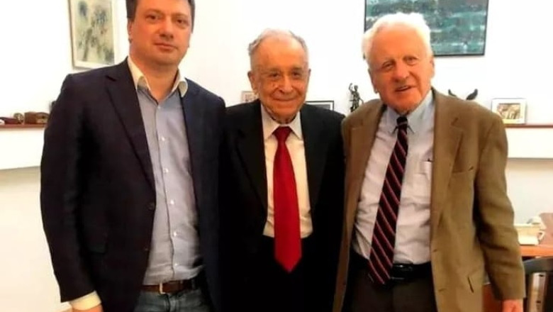 Ionut Vulpescu: Iliescu trece dincolo impacat cu lumea si cu el insusi, cu sperantele si cu dezamagirile lui Imagine