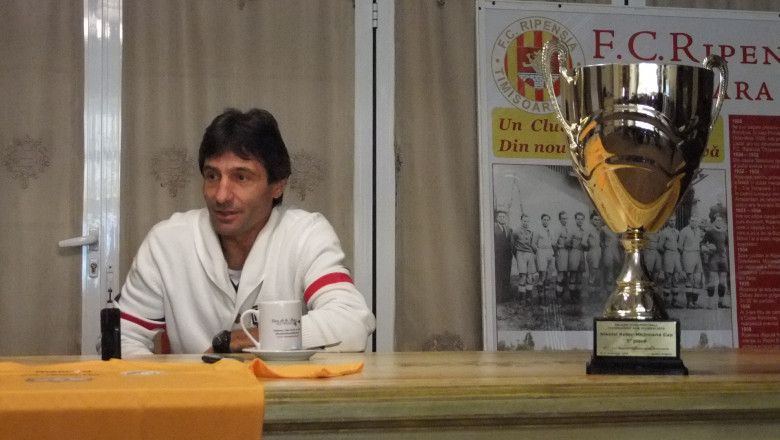 Iosif Rotariu revine pe teren. Va juca pe terenul pe care Romania a castigat ultimul trofeu important la sporturi de echipa Imagine