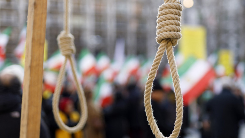 Iranul a executat patru persoane acuzate de sabotaj si de legaturi cu Mossadul Imagine