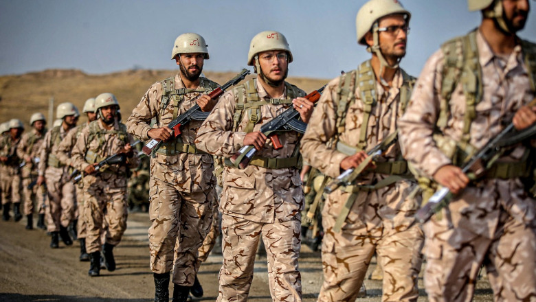 Iranul a suferit „o infrangere mare” in Siria, a recunoscut un general iranian de top: Rusia ne-a sabotat, arunca bombe in desert Imagine