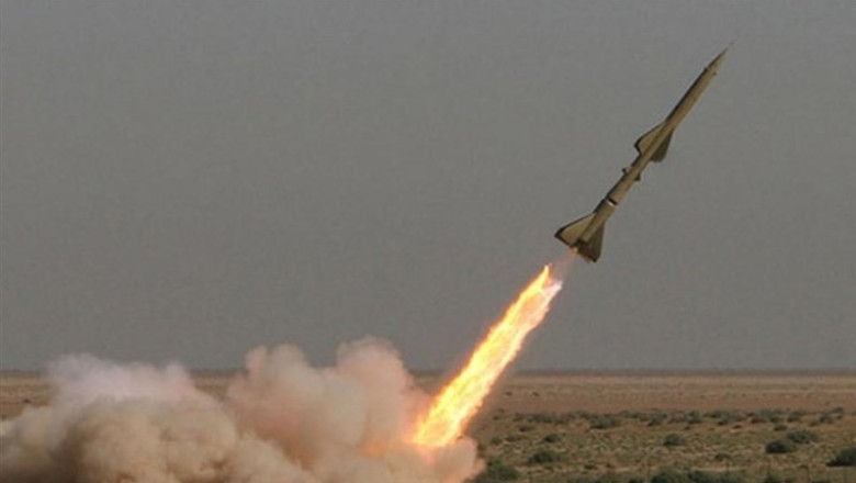 Iranul le-a dat rebelilor Houthi rachete balistice Ghadr, cu raza de actiune de pana la 2.000 km Imagine