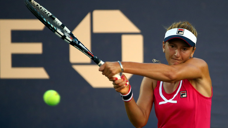 Irina Begu a invins-o pe Safarova si s-a calificat in finala Kremlin Cup. Anastasia Pavliucenkova, adversara romancei Imagine