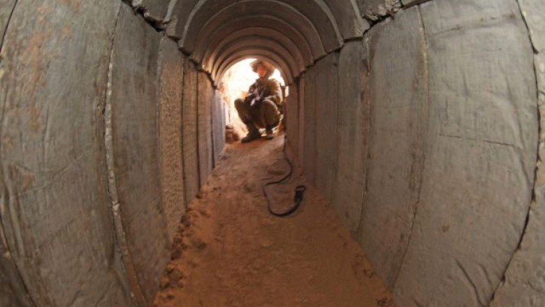 ISRAEL. Armata a descoperit un tunel lung de 2,5 kilometri la granita cu Fasia Gaza Imagine