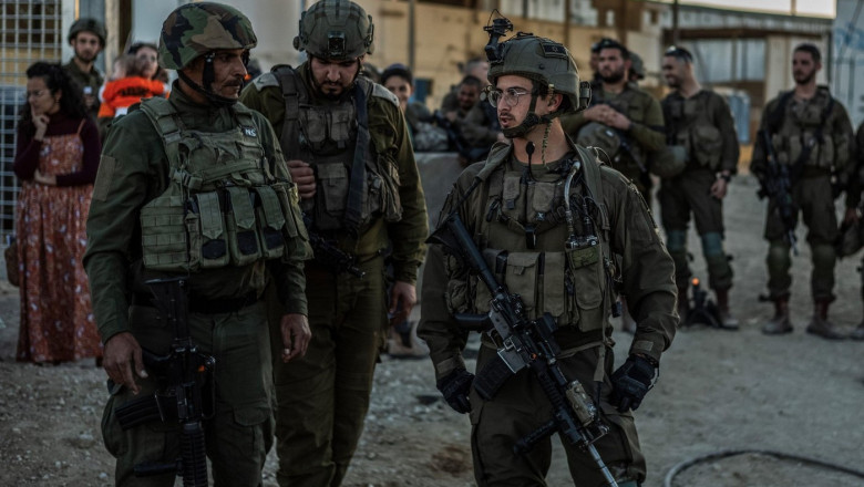 Israelul a asediat inca doua spitale din Gaza si cere evacuari, anunta palestinienii Imagine