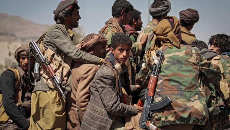 Israelul anunta ca a bombardat infrastructuri ale rebelilor houthi din sudul Yemenului Imagine