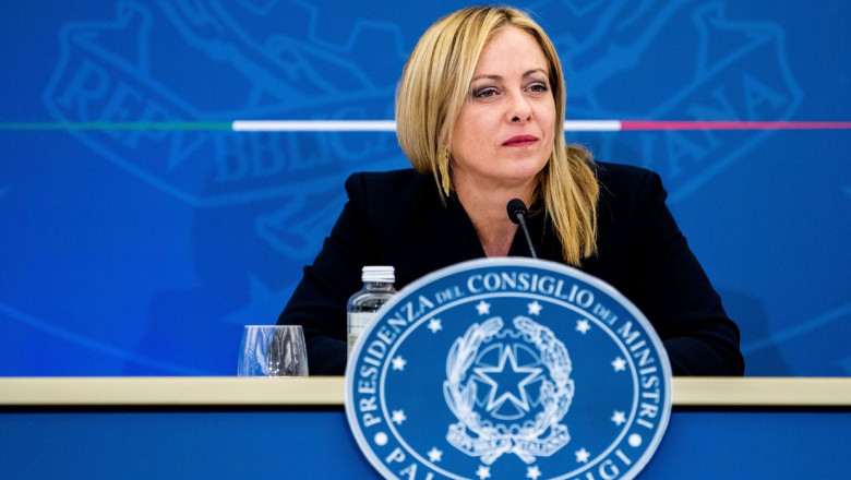 Italia amana reforma justitiei impusa de UE si anuleaza vaccinarea obligatorie a medicilor Imagine