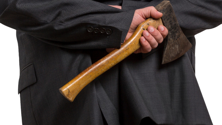 „Iti dau un topor in cap”, „S-ar putea sa te jupoi”: Amenintarile unui barbat din Bucuresti catre fosta partenera. Reactia procurorilor Imagine