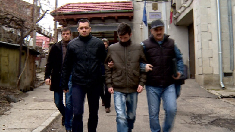 Iubire incheiata tragic. O tanara de 16 ani a fost ucisa de iubitul ei, in Parcul Copou Imagine