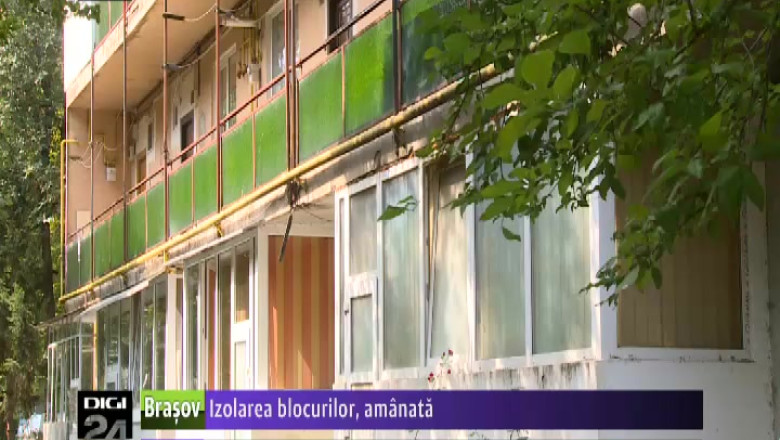 Izolarea blocurilor, amanata  Imagine