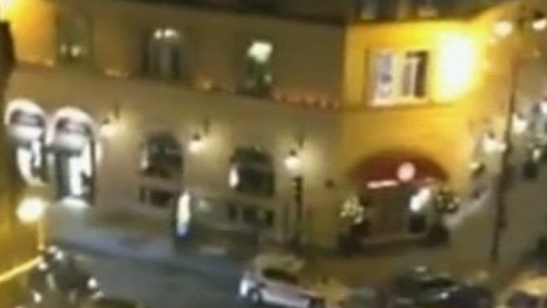 Jaf armat intr-un magazin de bijuterii din Paris Imagine