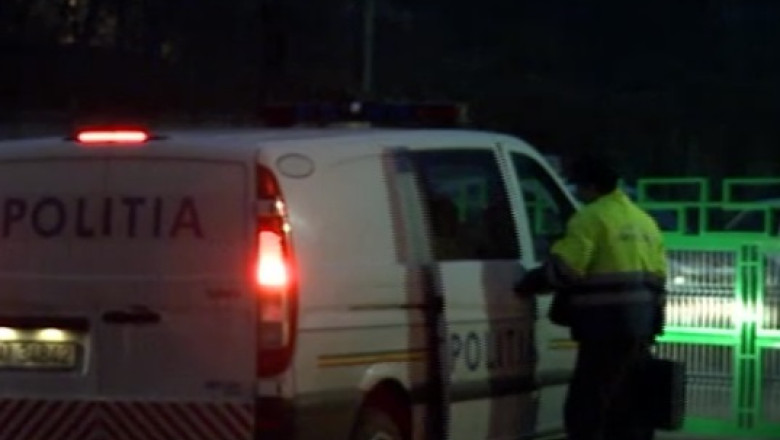 Jaf armat la o casa de amanet. Barbatul a plecat cu 2.100 de lei si cu mai multe bijuterii Imagine