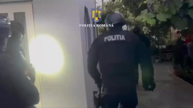 Jaf de proportii in Capitala. Seif cu bunuri in valoare de 20.000 de euro, spart cu unelte improvizate Imagine