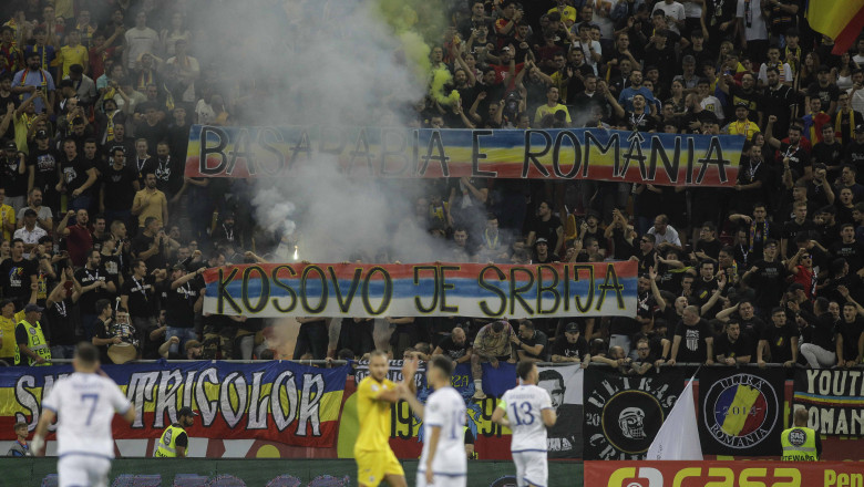 Jandarmeria spune ca FRF e vinovata pentru afisarea mesajelor interzise la meciul Romania-Kosovo Imagine